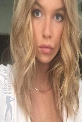 Varsomme Elina  Escort Kleppe