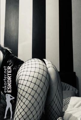 Fløyel Celina  Escort Kabelvåg