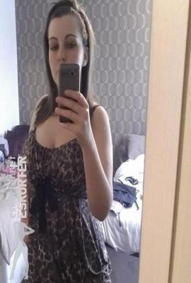 SLIKKminFITTE Escort Tana